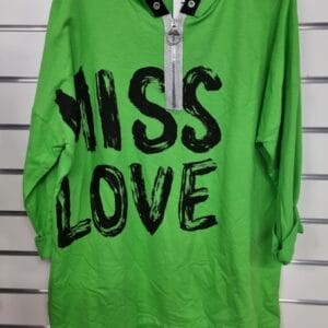 1031. DAM LUVTRÖJA MISS LOVE ONESIZE 44/46 TILL 50/52 (XL-XXL)